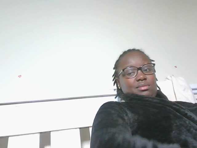 Sweetariah1 live cam on BongaCams