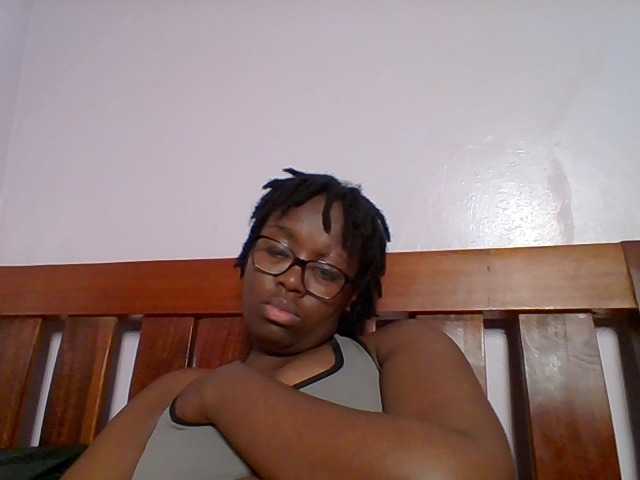 Sweetariah1 live webcam show