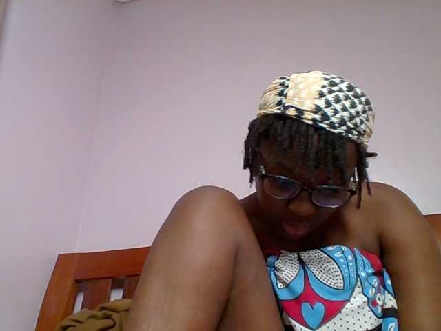 Sweetariah1 live webcam show