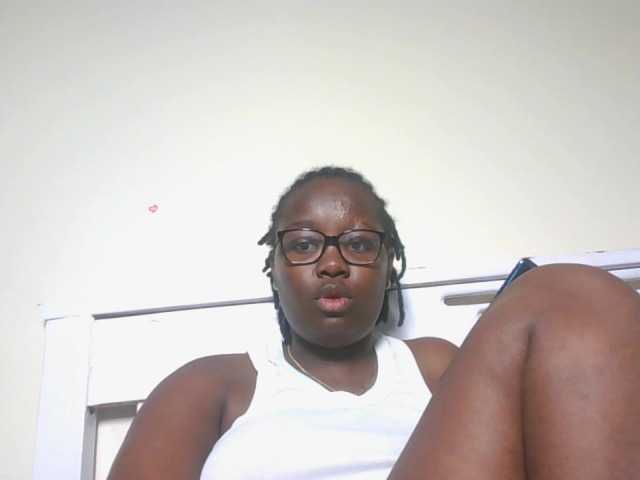Sweetariah1 live cam preview