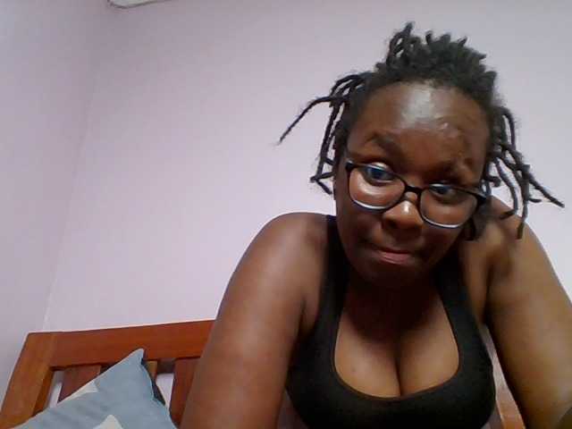 Sweetariah1 live webcam show