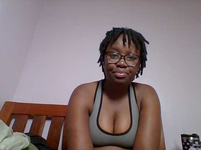 Sweetariah1 live webcam show