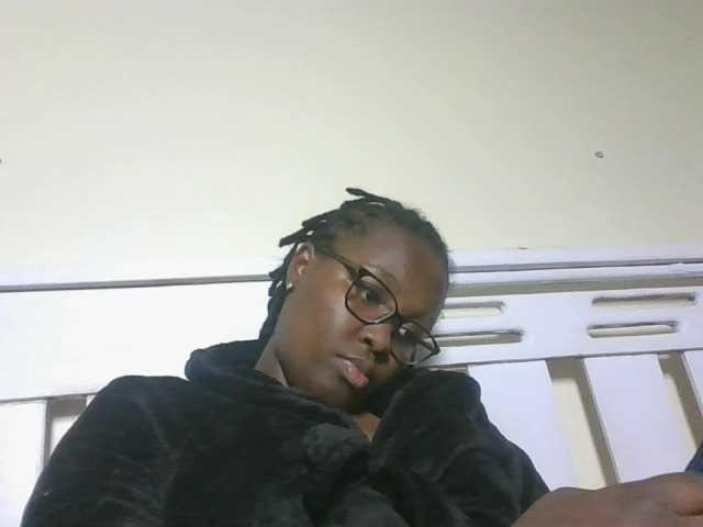 Sweetariah1 live cam on BongaCams