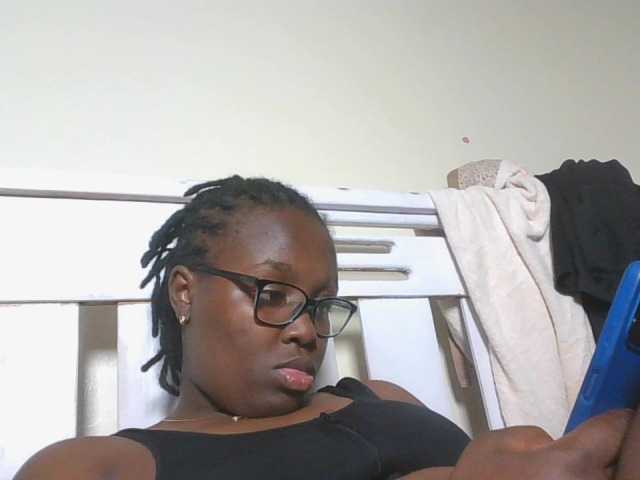 Sweetariah1, en vivo ahora en BongaCams