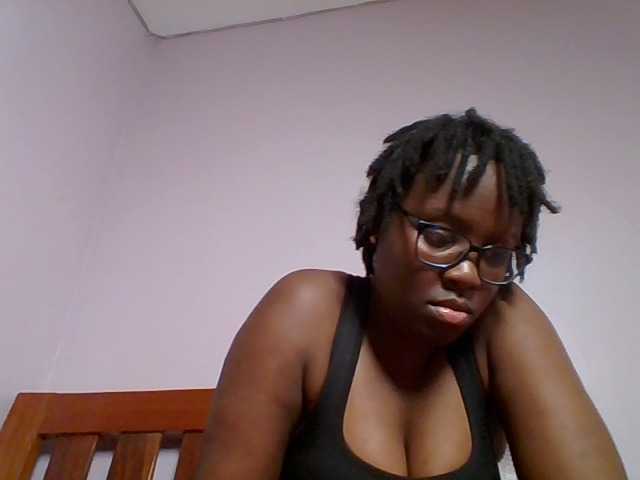 Sweetariah1 live webcam show