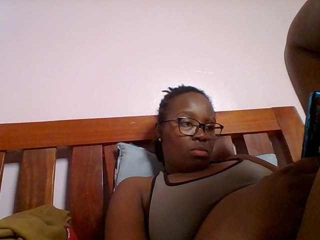 Sweetariah1 live webcam show