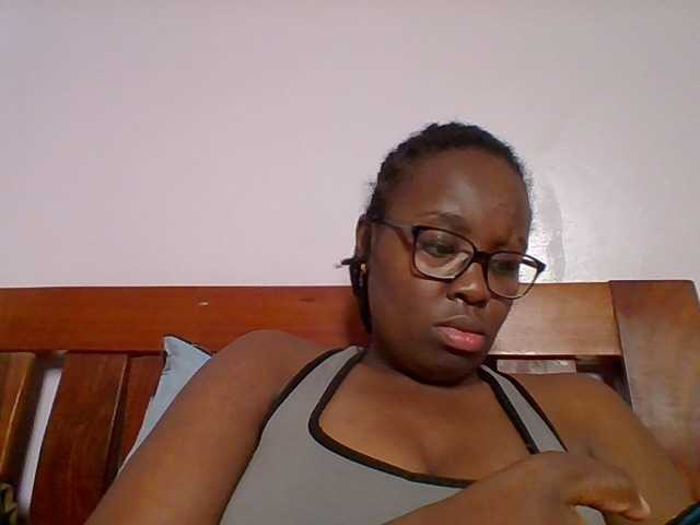 Sweetariah1 live webcam show