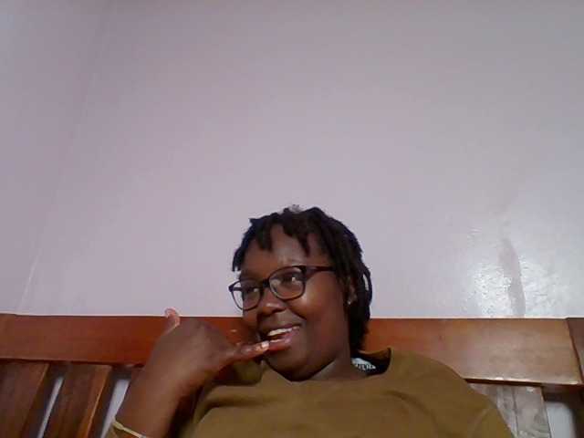 Sweetariah1 live webcam show