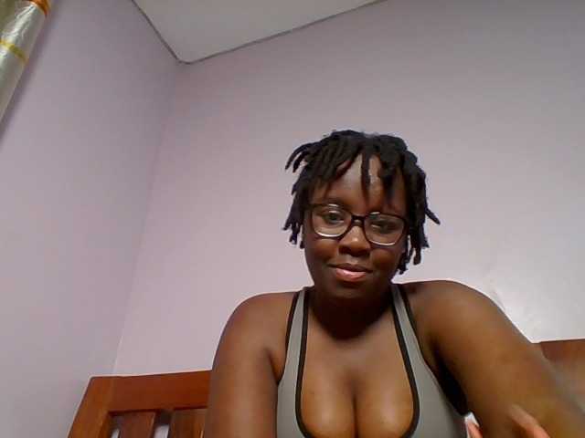 Sweetariah1 live webcam show