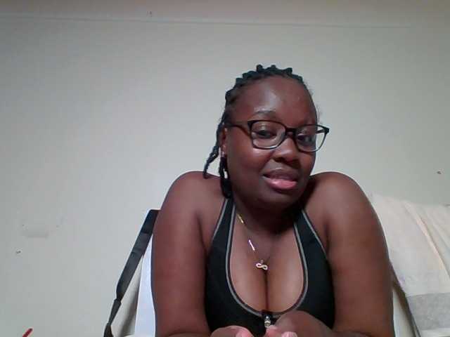 Sweetariah1 live cam