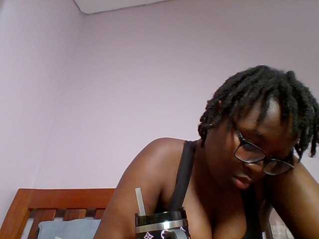 Sweetariah1 live webcam show