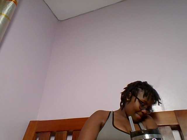 Sweetariah1 live webcam show