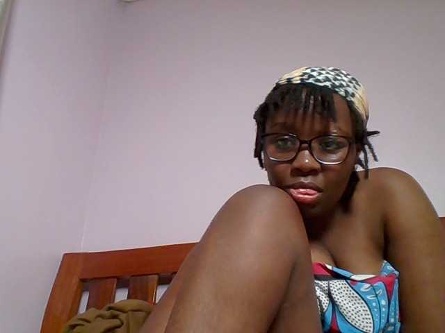 Sweetariah1 live webcam show
