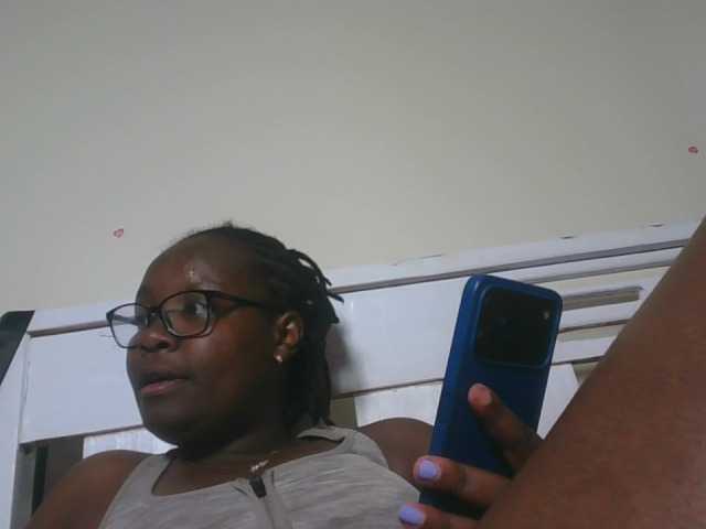Sweetariah1 live cam on BongaCams