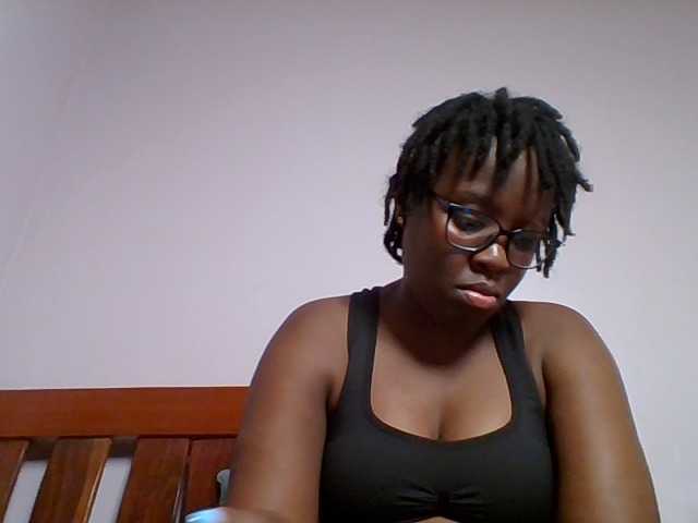 Sweetariah1 live webcam show