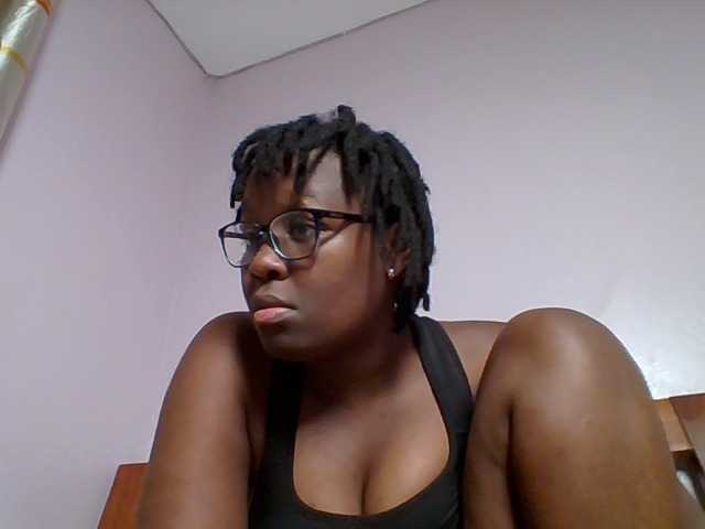Sweetariah1 live webcam show