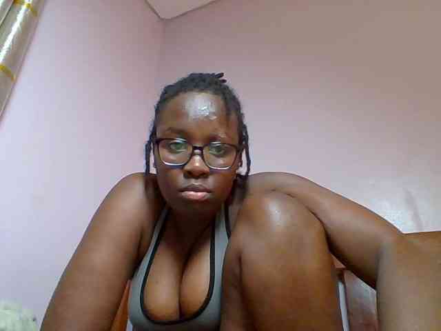 Sweetariah1 webcam