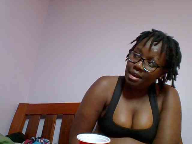 Sweetariah1 webcam