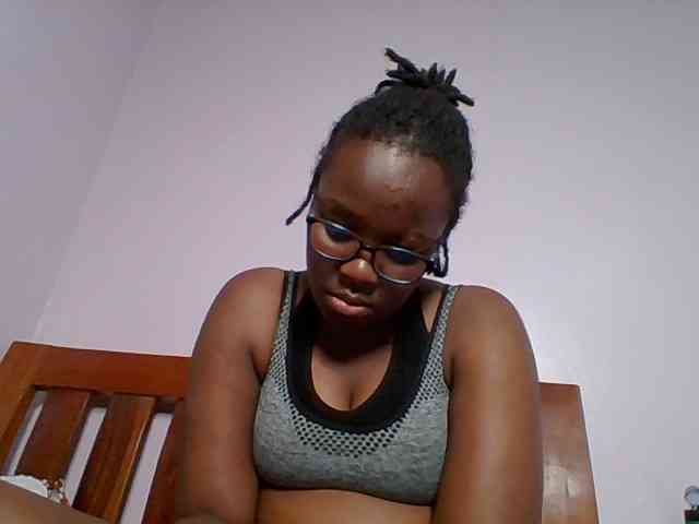 Sweetariah1 webcam