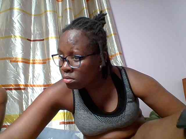 Sweetariah1 webcam
