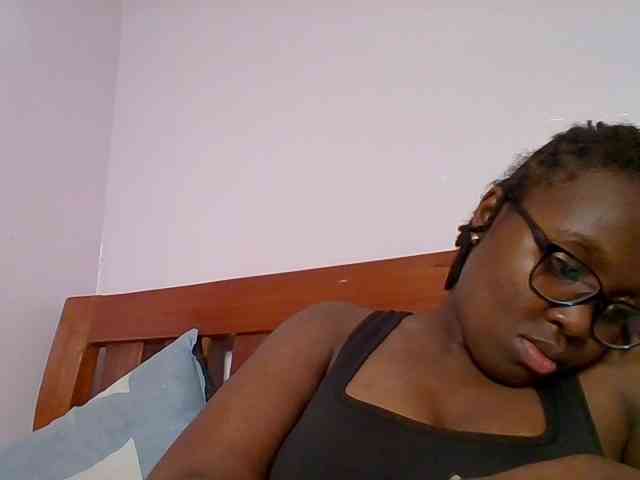 Sweetariah1 webcam