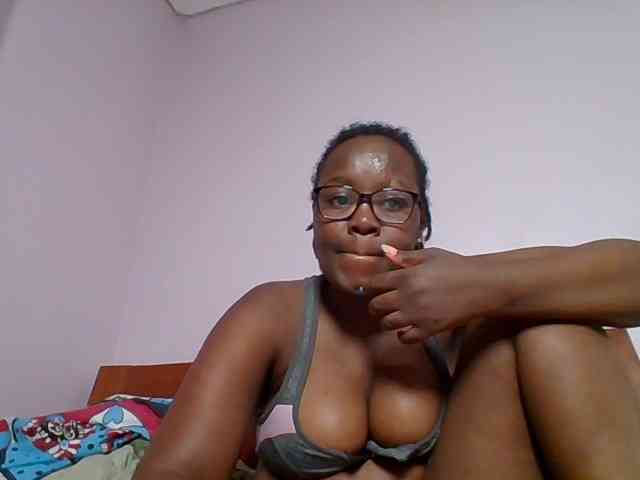 Sweetariah1 webcam
