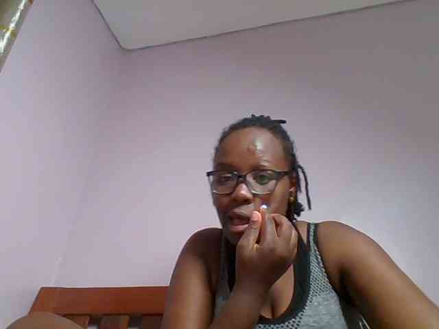 Sweetariah1 webcam