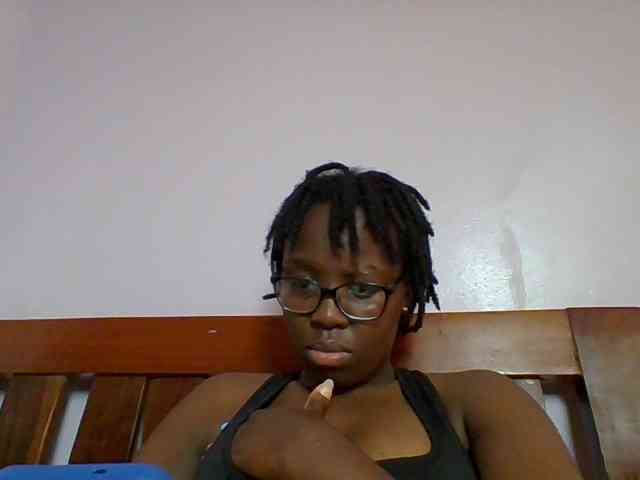Sweetariah1 webcam