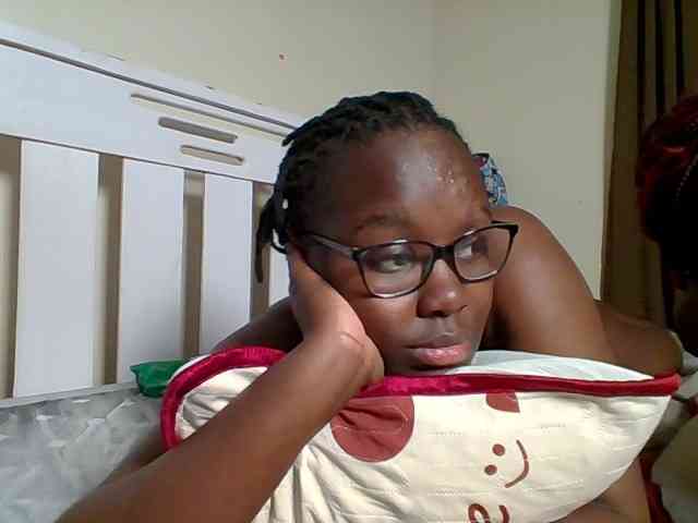 Sweetariah1 webcam