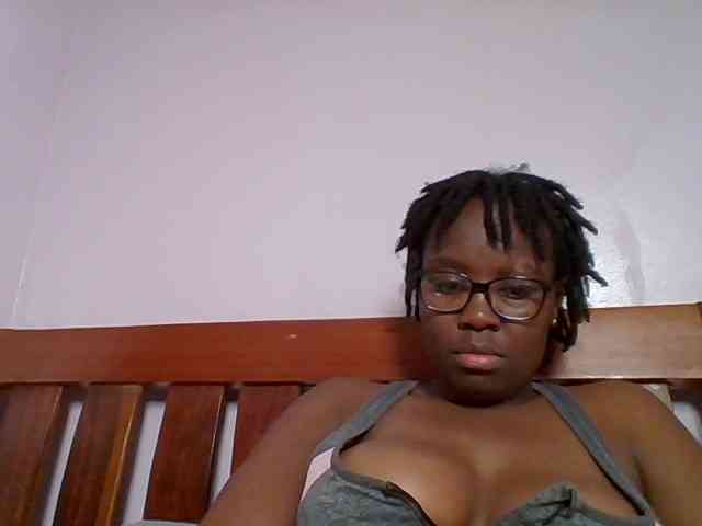 Sweetariah1 webcam