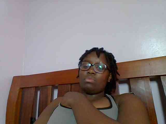 Sweetariah1 webcam
