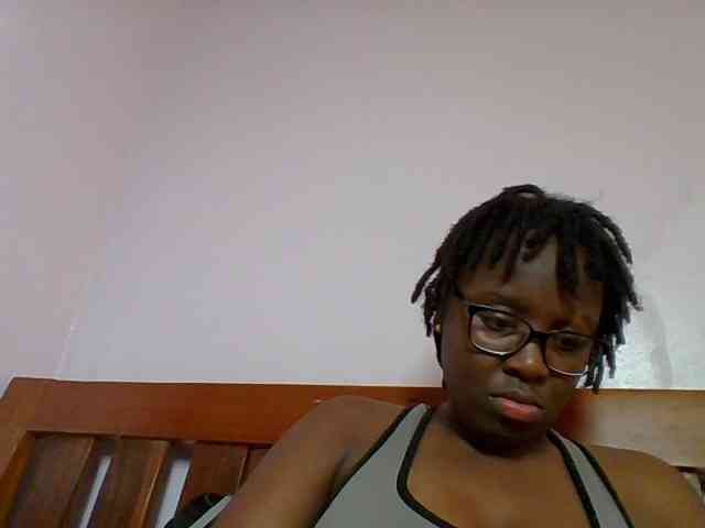 Sweetariah1 webcam