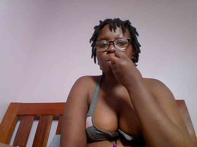 Sweetariah1 webcam