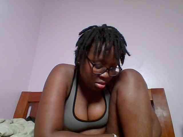 Sweetariah1 webcam
