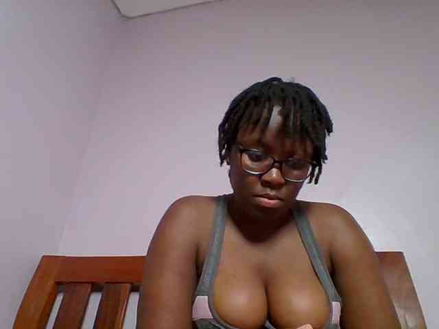 Sweetariah1 webcam