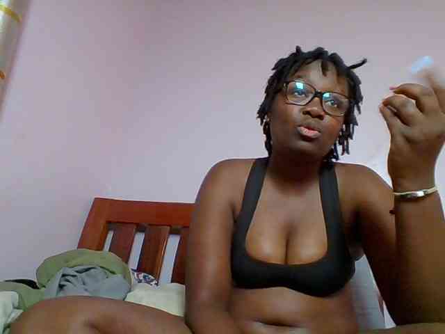 Sweetariah1 webcam