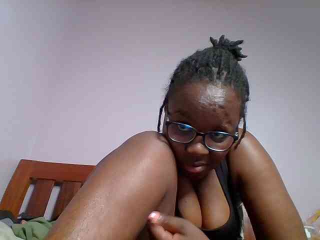 Sweetariah1 webcam