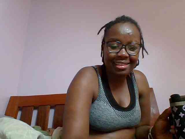 Sweetariah1 webcam