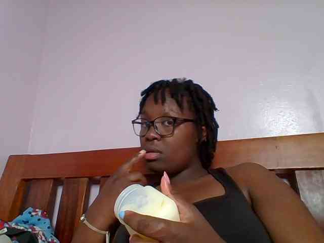 Sweetariah1 webcam