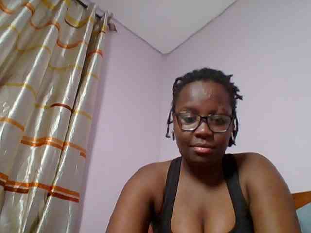 Sweetariah1 webcam