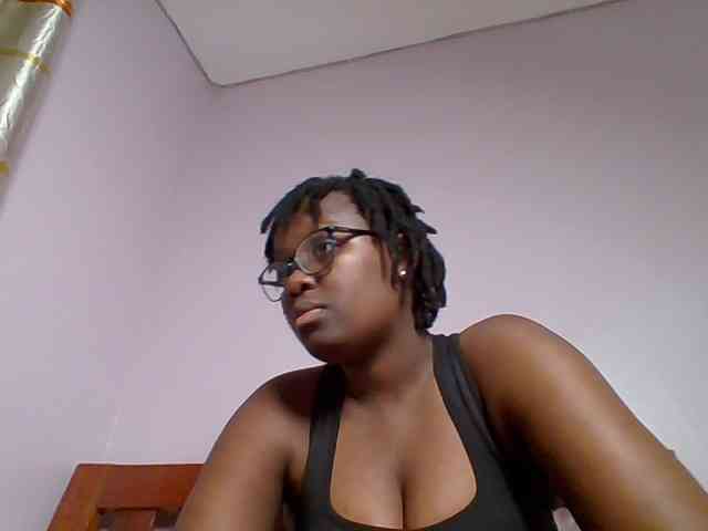 Sweetariah1 webcam