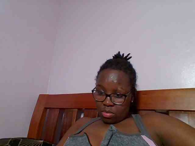 Sweetariah1 webcam