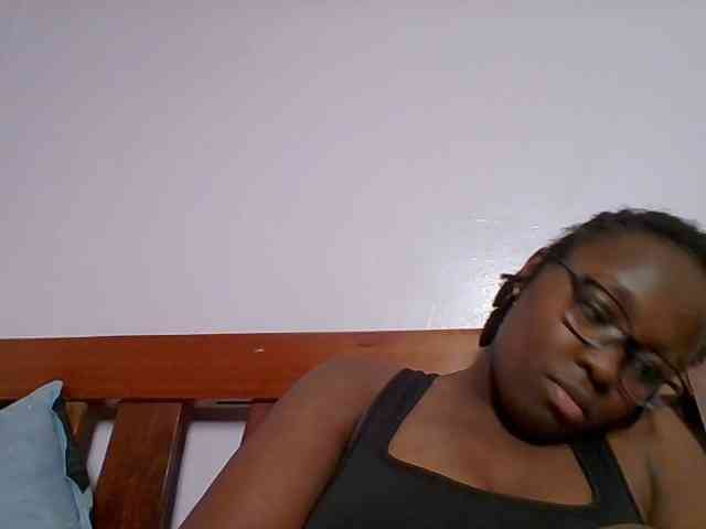 Sweetariah1 webcam