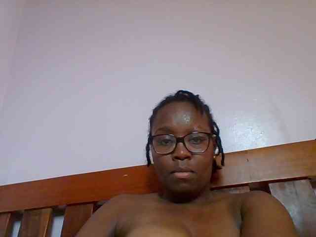 Sweetariah1 webcam