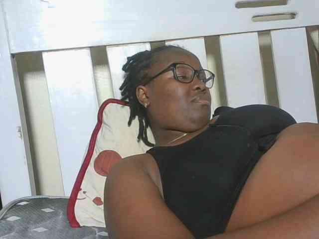 Sweetariah1 webcam