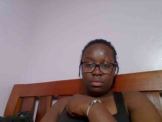 Sweetariah1 webcam