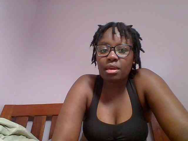Sweetariah1 webcam