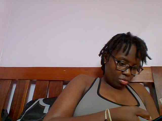 Sweetariah1 webcam