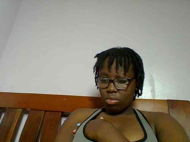 Sweetariah1 webcam