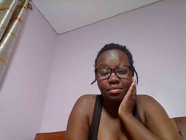 Sweetariah1 webcam